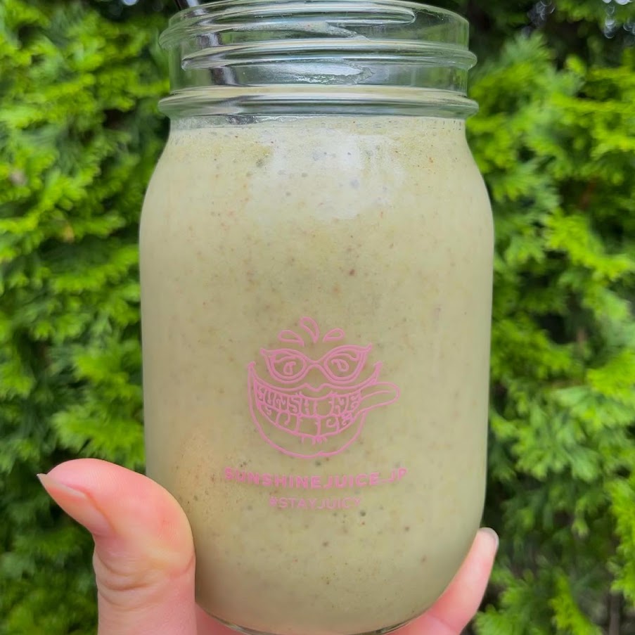 Green smoothies using organic kale from Kochi Prefecture have started!