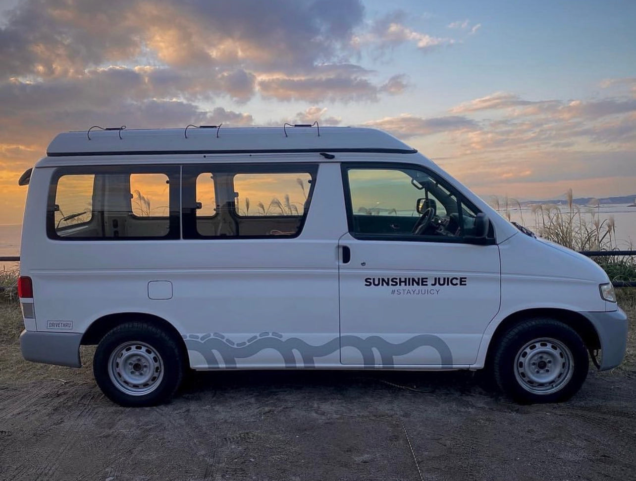 移動式サンシャインジュース店舗Sunshine Juice Wheels がアーティストのKamiさんの素敵なペイントでアップデートされました！